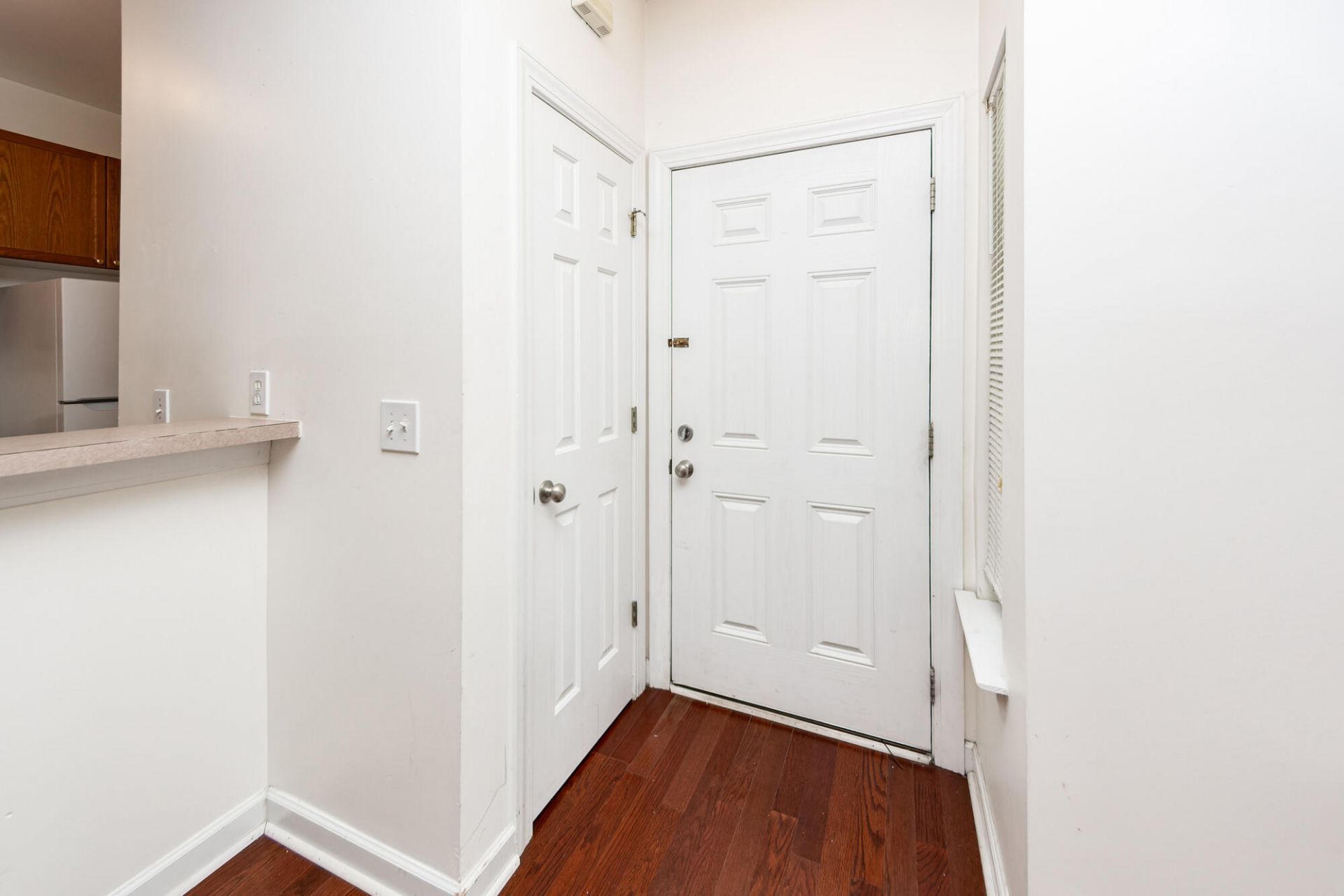 301 Pickering Lane Photo 4