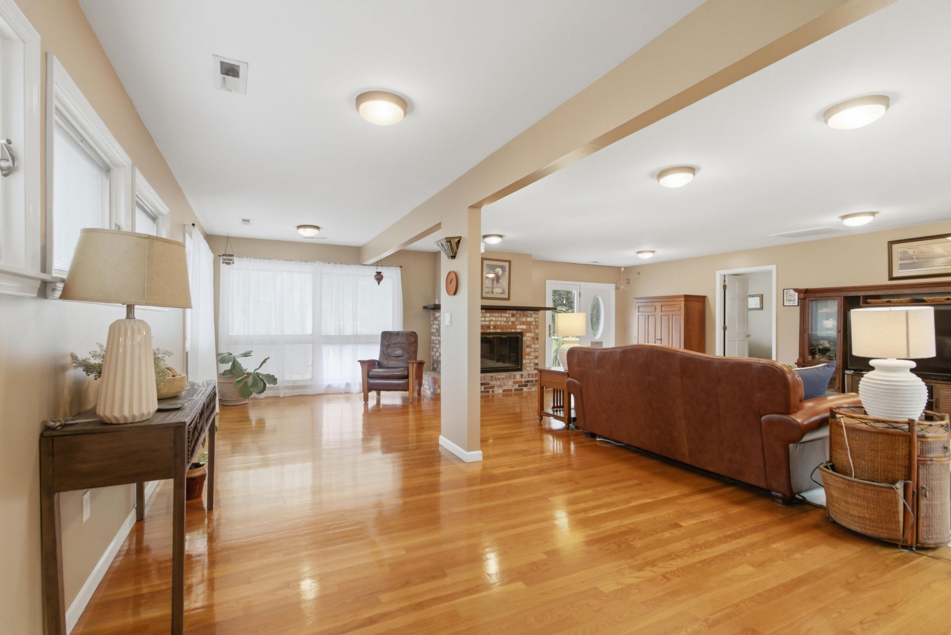 27 41st Avenue Photo 13