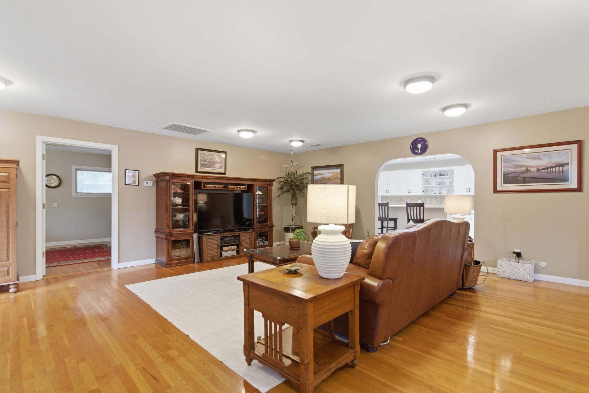 27 41st Avenue Photo 21