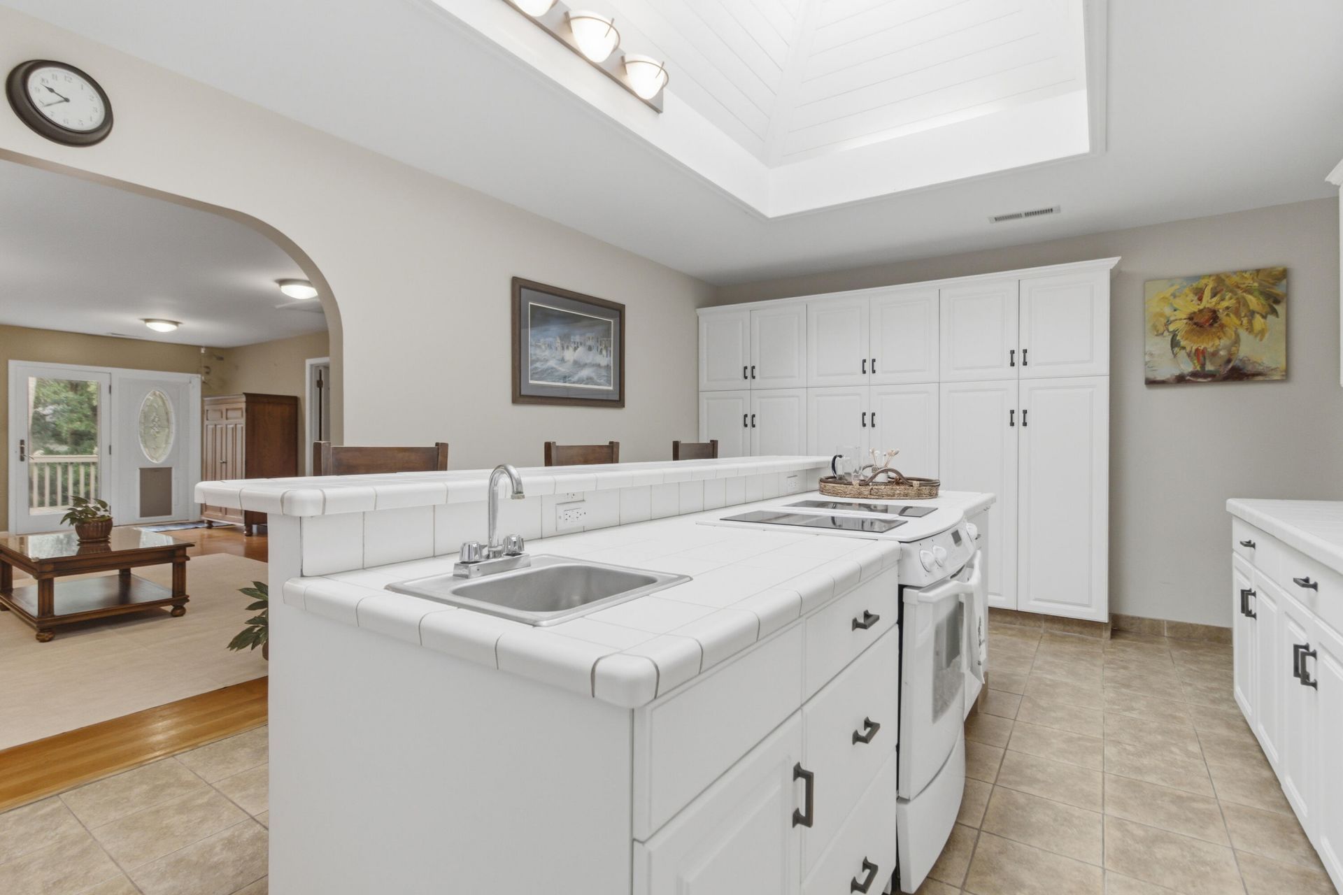 27 41st Avenue Photo 22