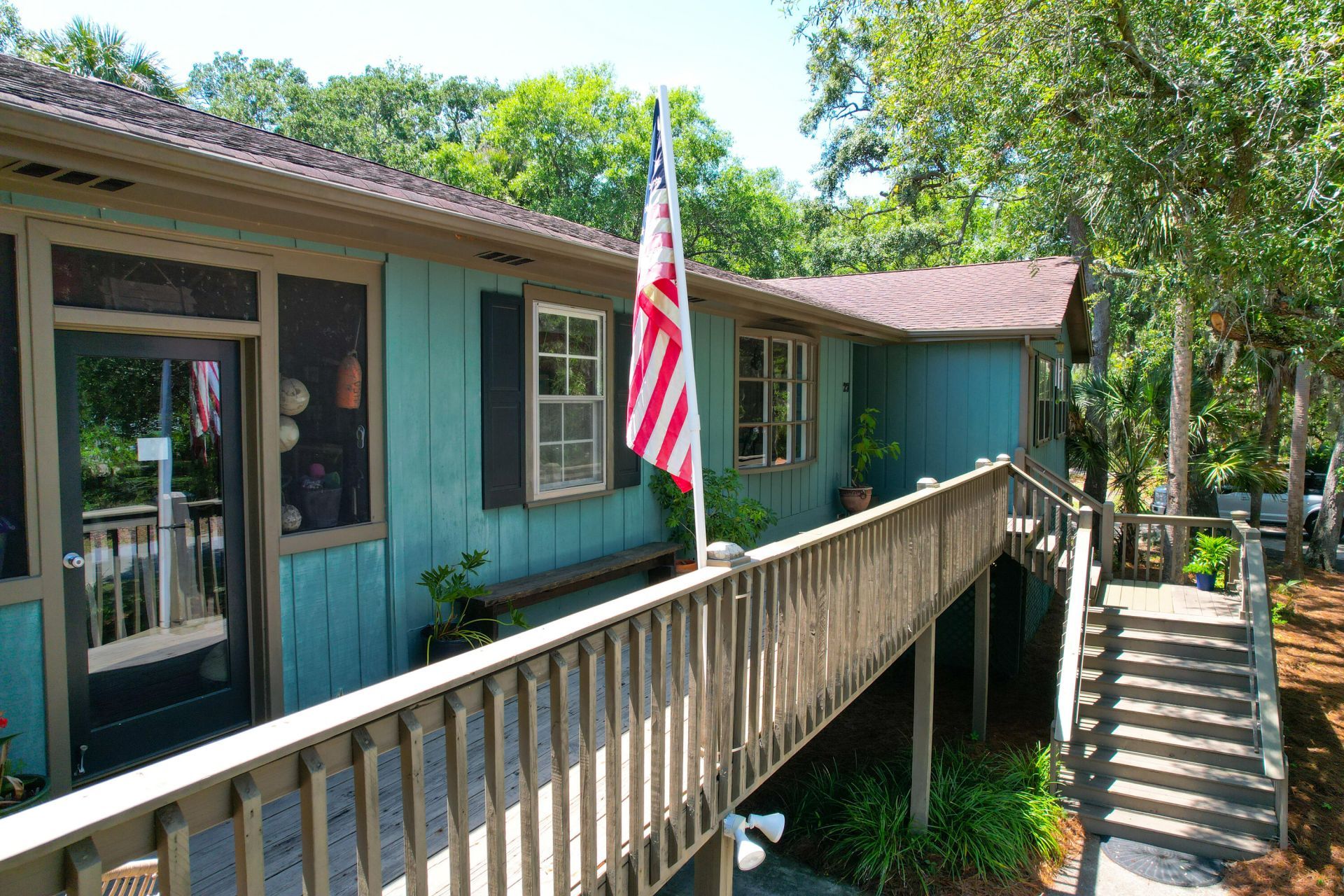 27 41st Avenue Photo 6