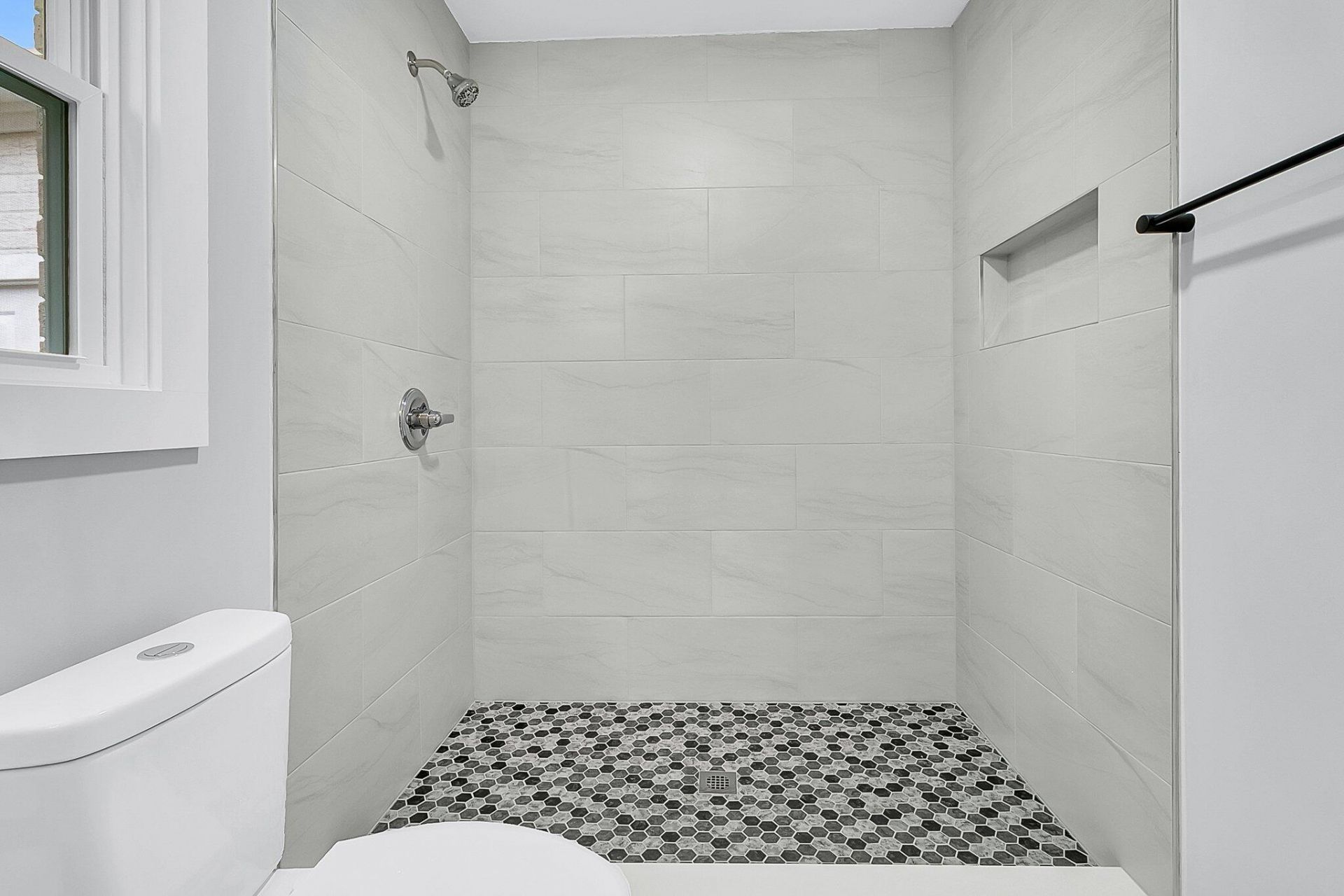 407 Annette Drive Photo 14
