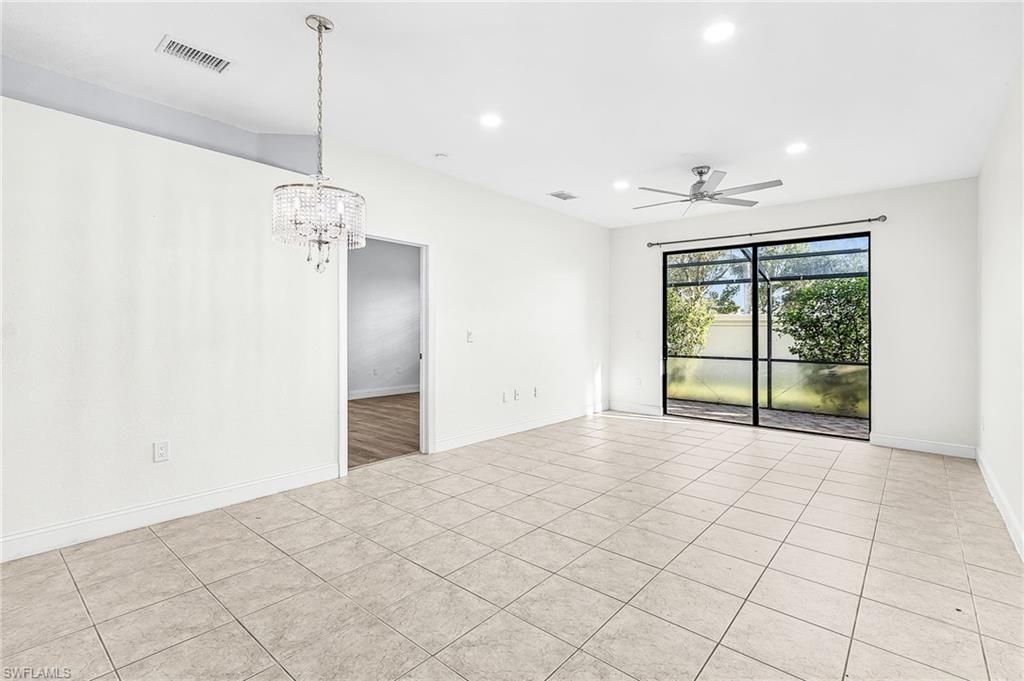 7542 Bristol Cir, Naples, FL 34120 Photo