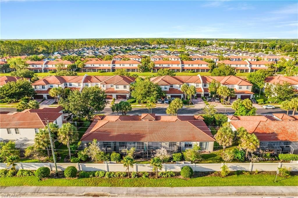 7542 Bristol Cir, Naples, FL 34120 Photo