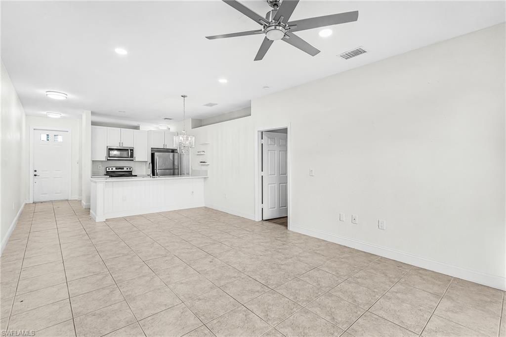7542 Bristol Cir, Naples, FL 34120 Photo