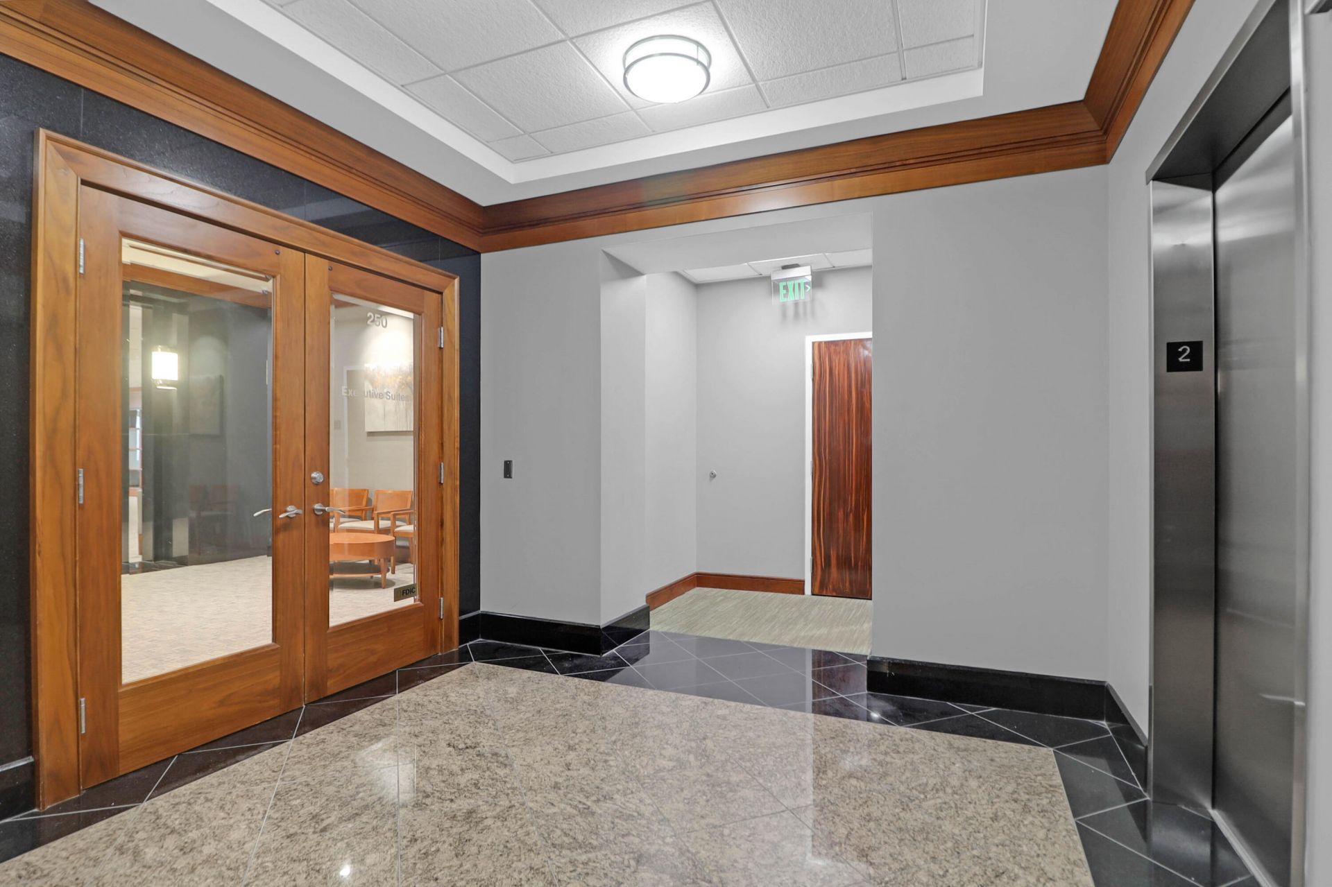 40 Calhoun Street  Photo 4