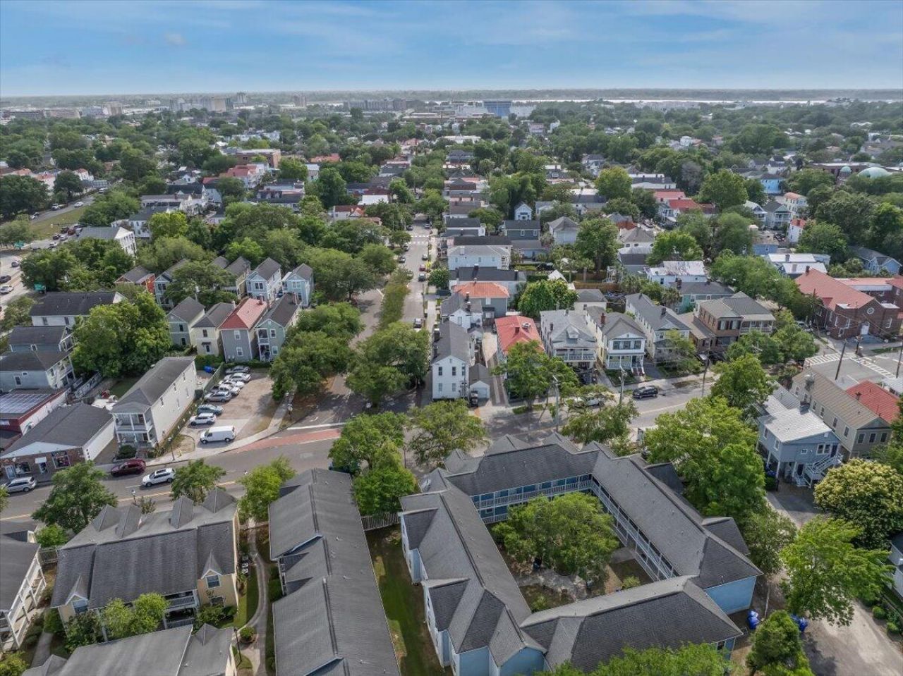695 King Street  Photo 15