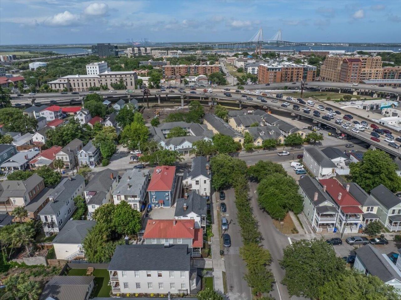 695 King Street  Photo 17