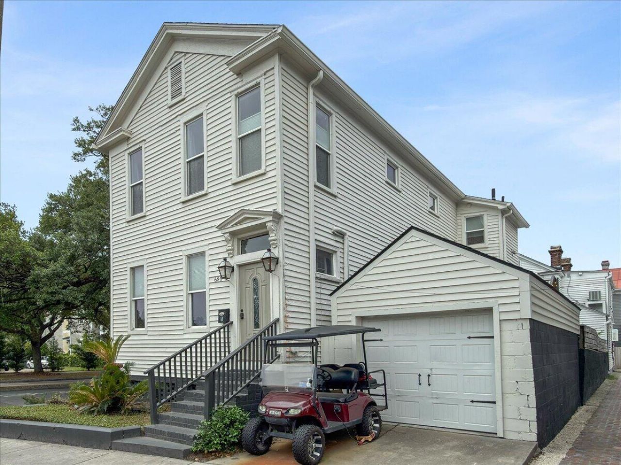 695 King Street  Photo 24