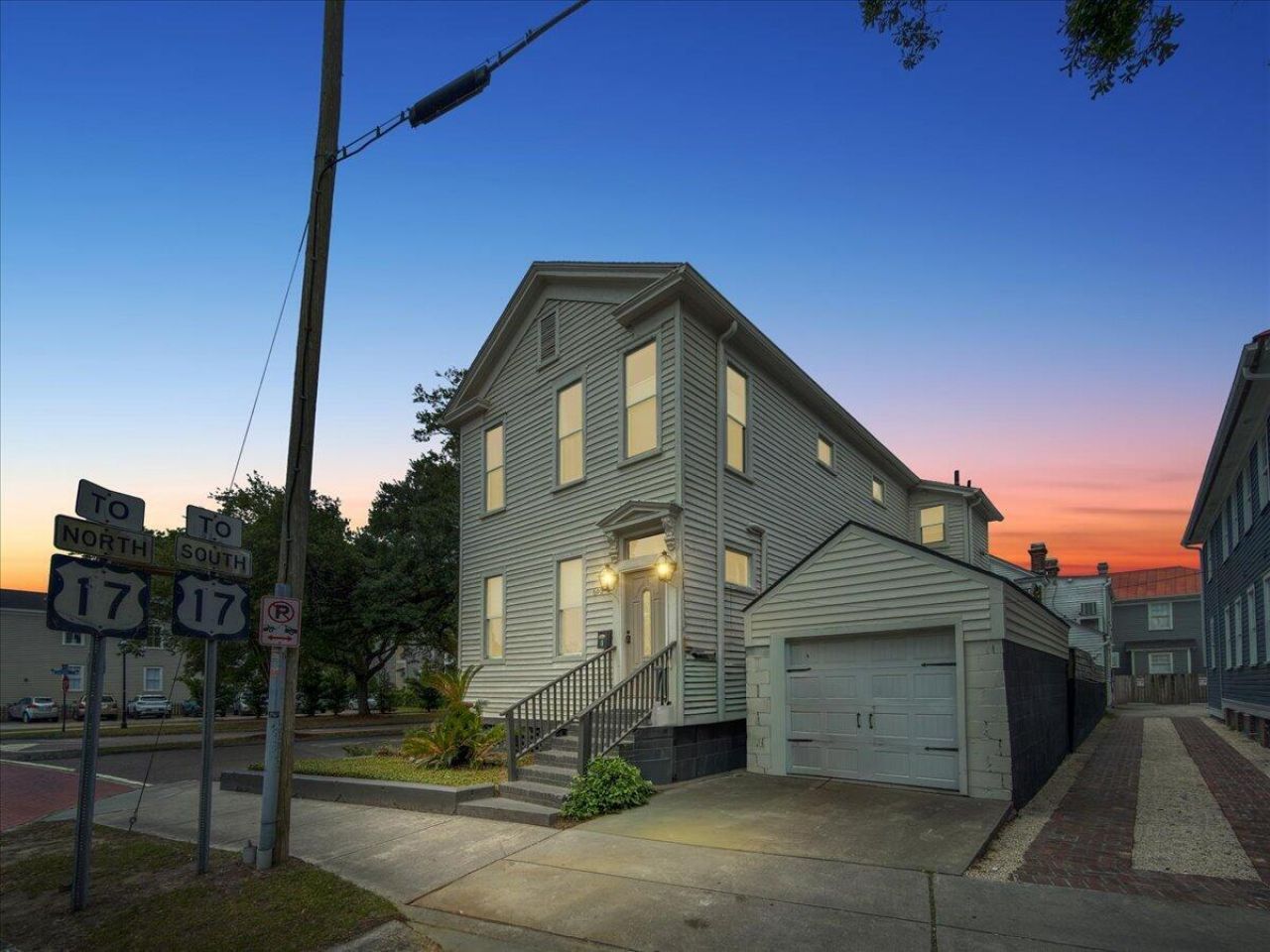 695 King Street  Photo 25