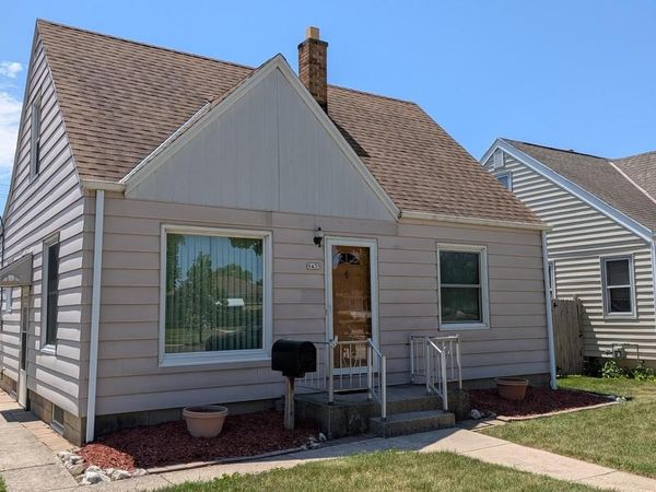 9435 W Lisbon AVENUE, Milwaukee, WI 53222