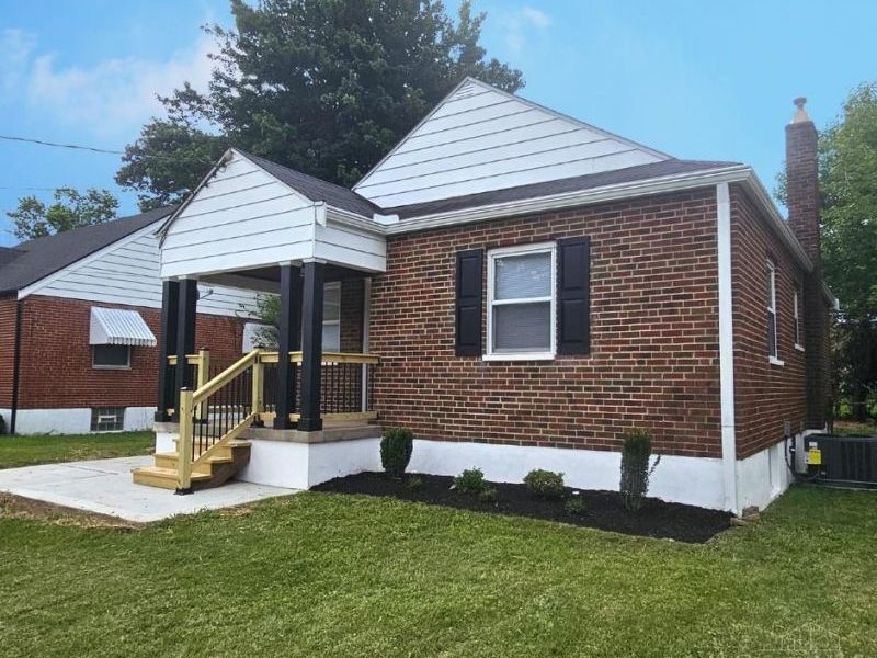 1927 Knollridge Lane, North College Hill, OH 45231 Photo 2