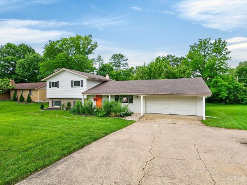 5691 Winton Road, Fairfield, OH 45014 Photo 2