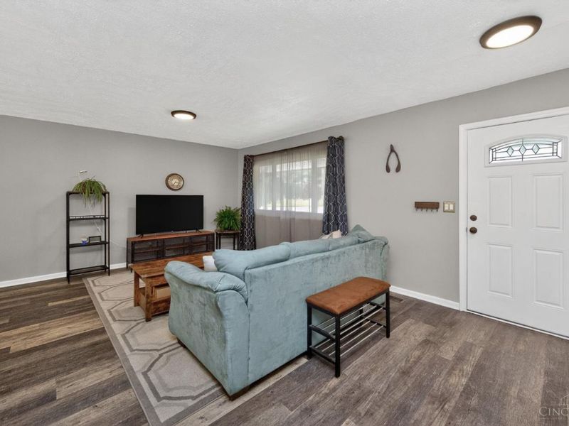 5691 Winton Road, Fairfield, OH 45014 Photo 7