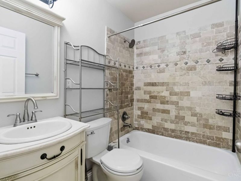 1232 Wayside Place, Cincinnati, OH 45230 Photo 18