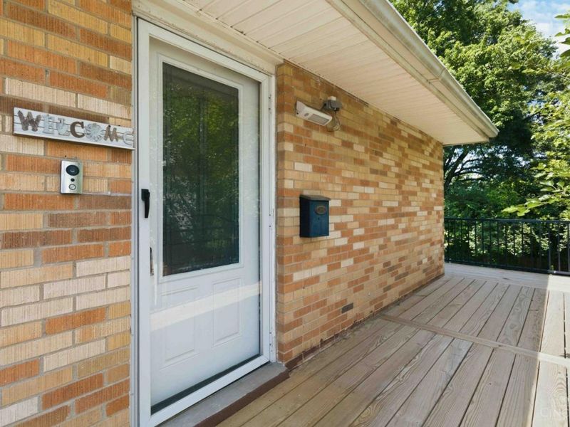 1232 Wayside Place, Cincinnati, OH 45230 Photo 3
