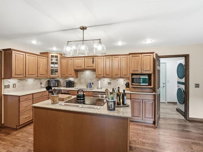 9853 Kittywood Drive, Colerain Township, OH 45252 Photo 19