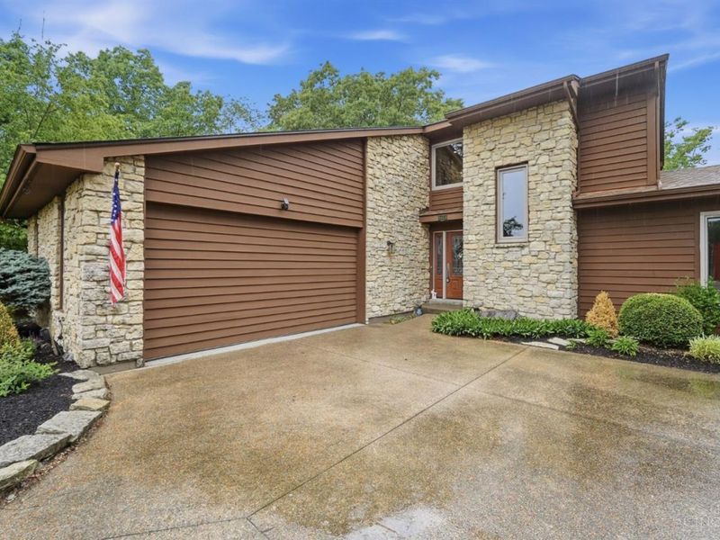 9853 Kittywood Drive, Colerain Township, OH 45252 Photo 5