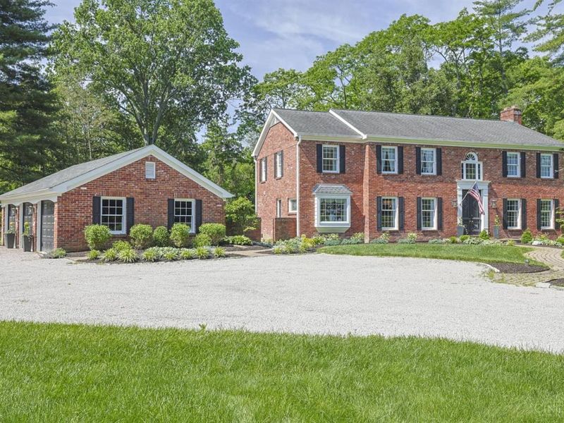 8305 Old Hickory Drive, Indian Hill, OH 45243 Photo 1