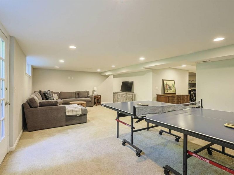 8305 Old Hickory Drive, Indian Hill, OH 45243 Photo 29