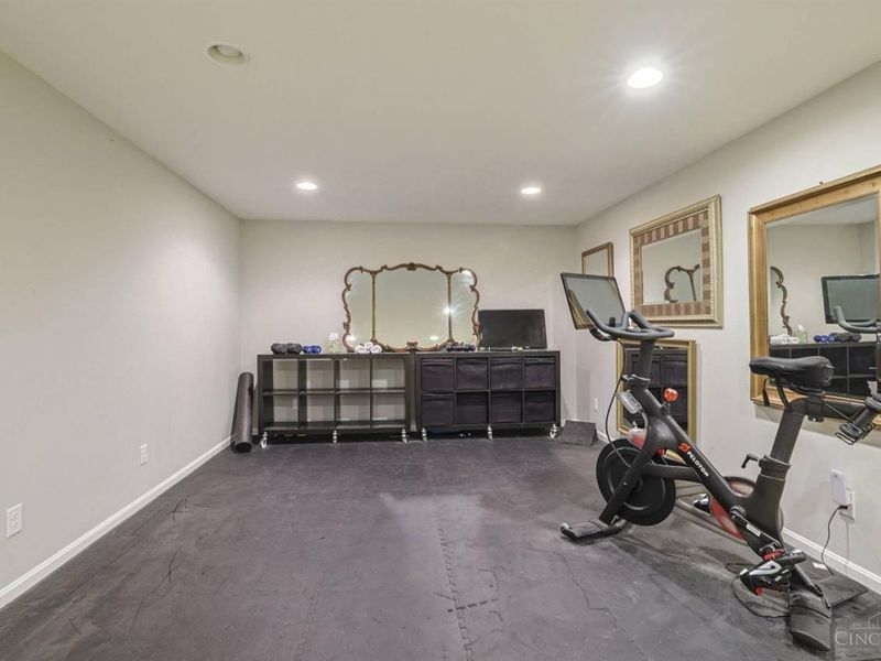 8305 Old Hickory Drive, Indian Hill, OH 45243 Photo 30