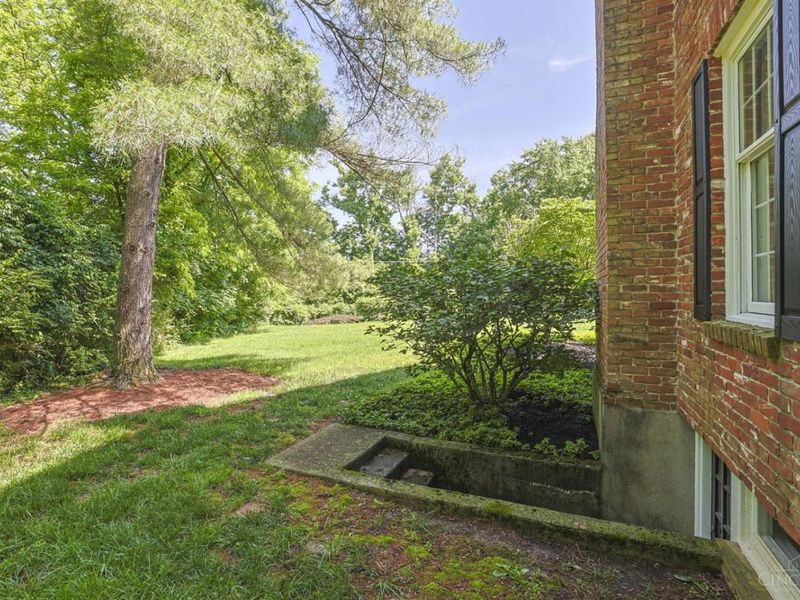 8305 Old Hickory Drive, Indian Hill, OH 45243 Photo 40