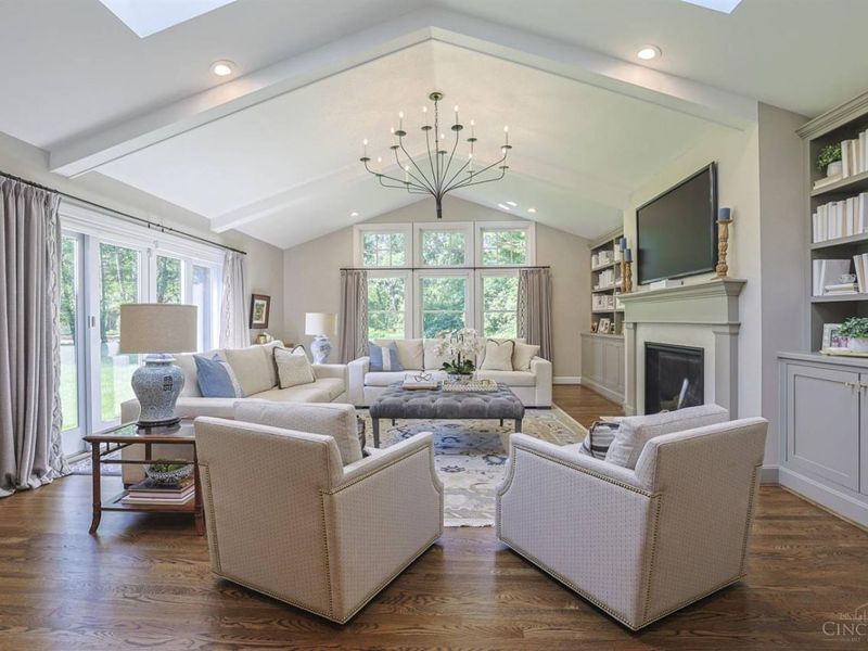 8305 Old Hickory Drive, Indian Hill, OH 45243 Photo 6