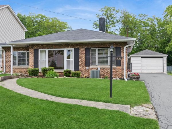 230 Grant Street , Downers Grove, IL 60515