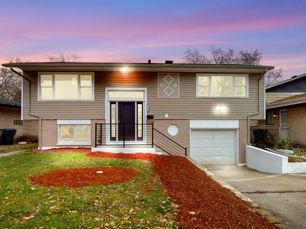 16439 Hermitage Avenue , Markham, IL 60428