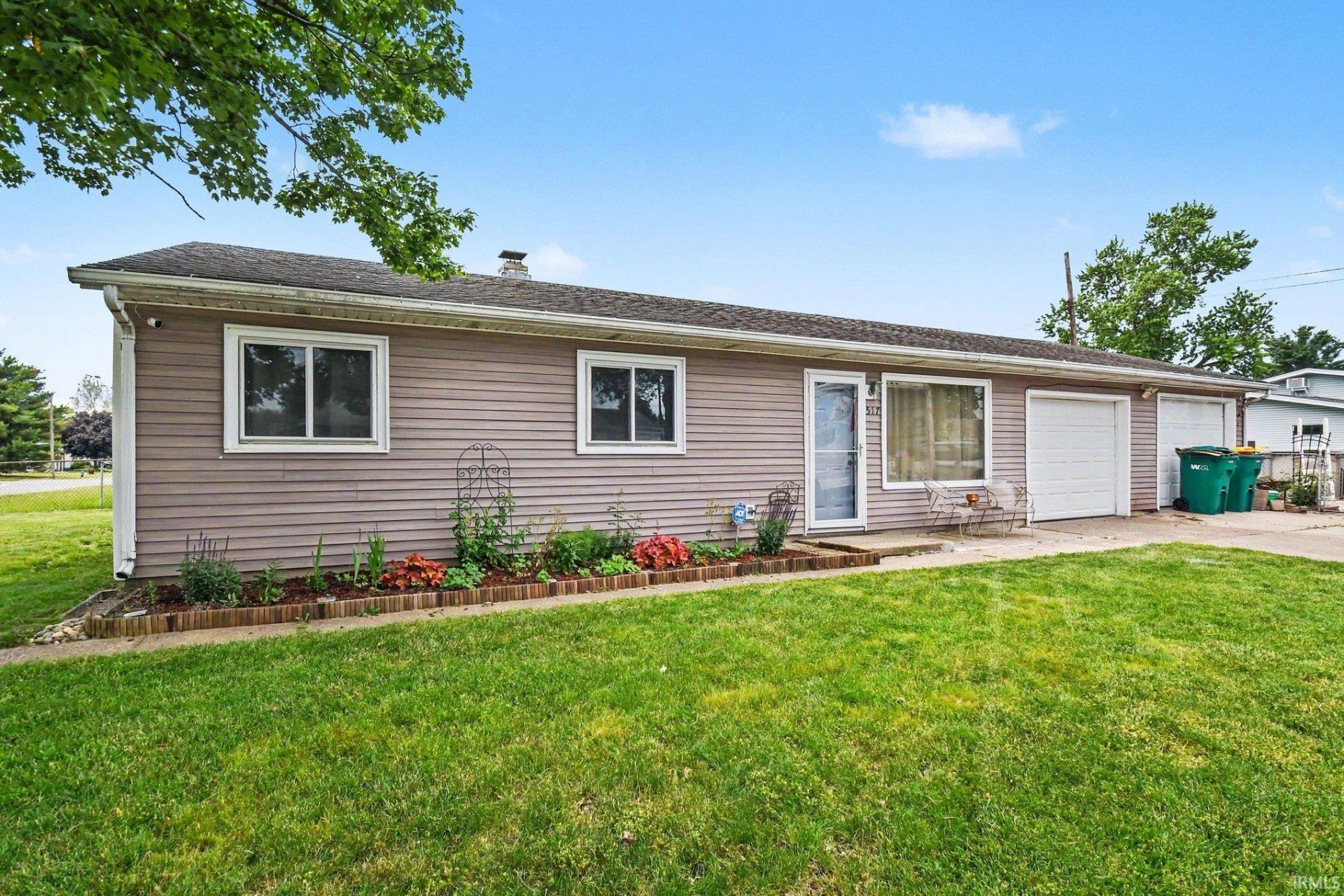 517 E La Salle Avenue, Mishawaka, IN 46545 Main Photo