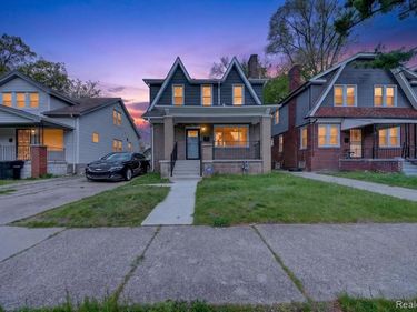 20002 Santa Rosa Drive, Detroit, MI 48221