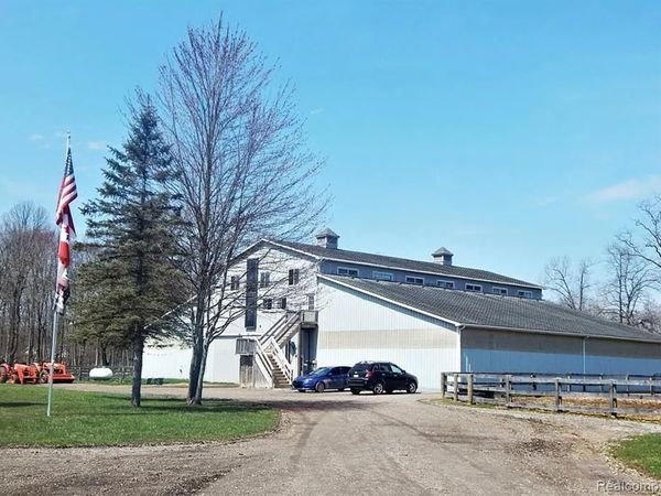 4441 Mack Road, Oceola Twp, MI 48855