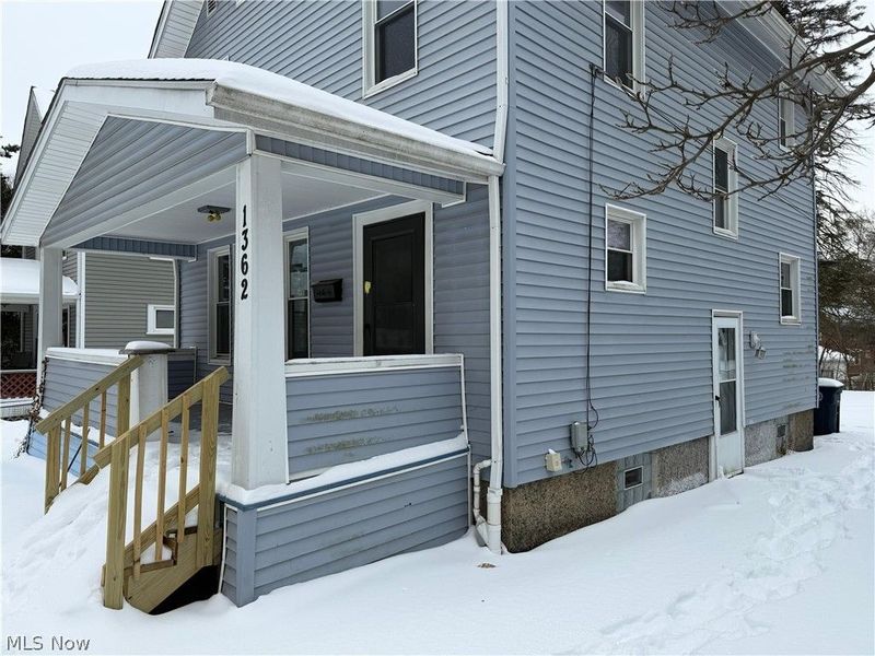 1362 Girard Street , Akron, OH 44301 Photo 2