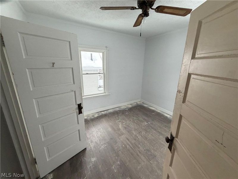1362 Girard Street , Akron, OH 44301 Photo 9