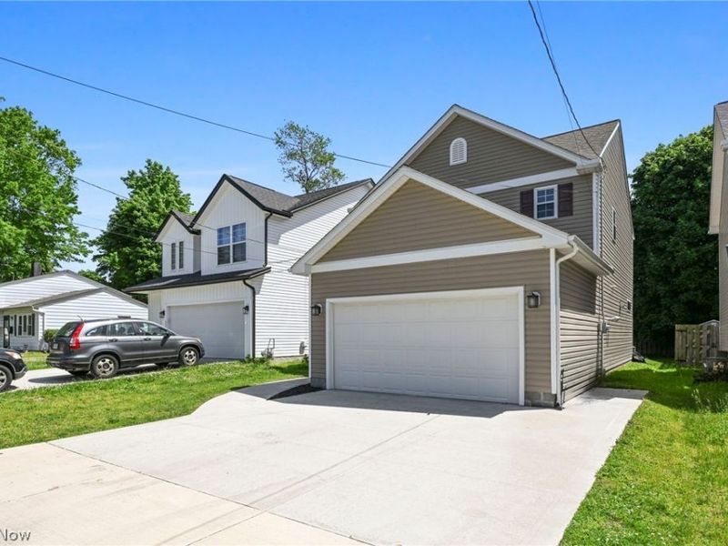 1121 Windermere Drive, Willoughby, OH 44094 Photo 3