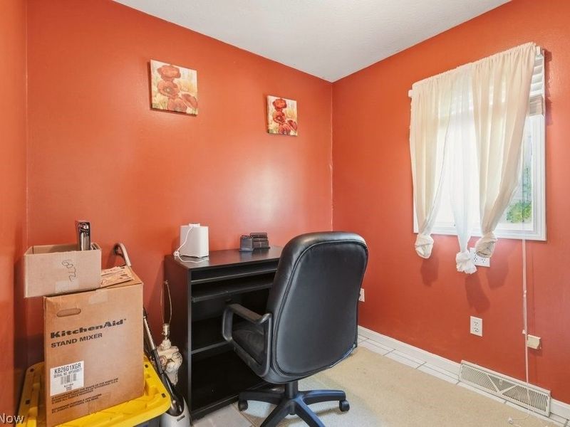 189 Pembroke Road , Akron, OH 44333 Photo 17
