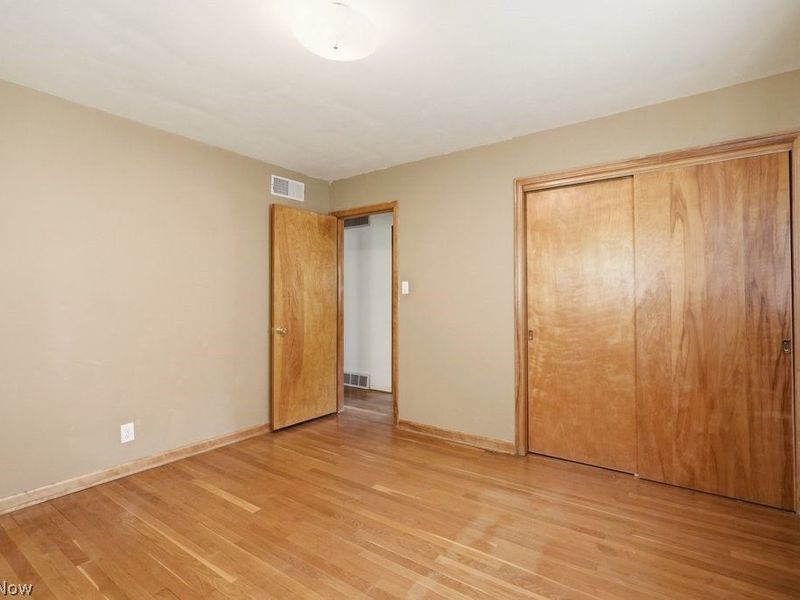 189 Pembroke Road , Akron, OH 44333 Photo 7