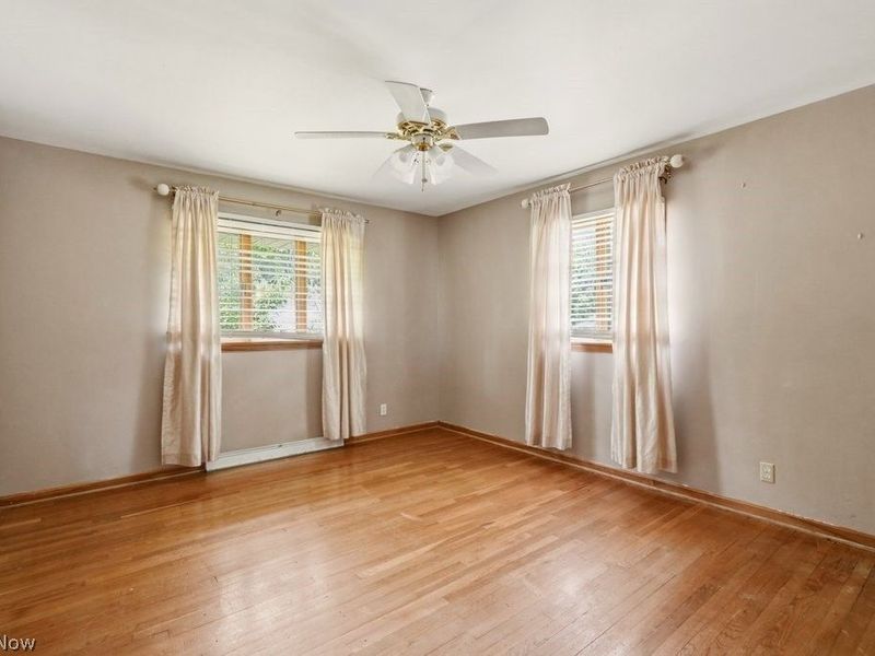 189 Pembroke Road , Akron, OH 44333 Photo 8