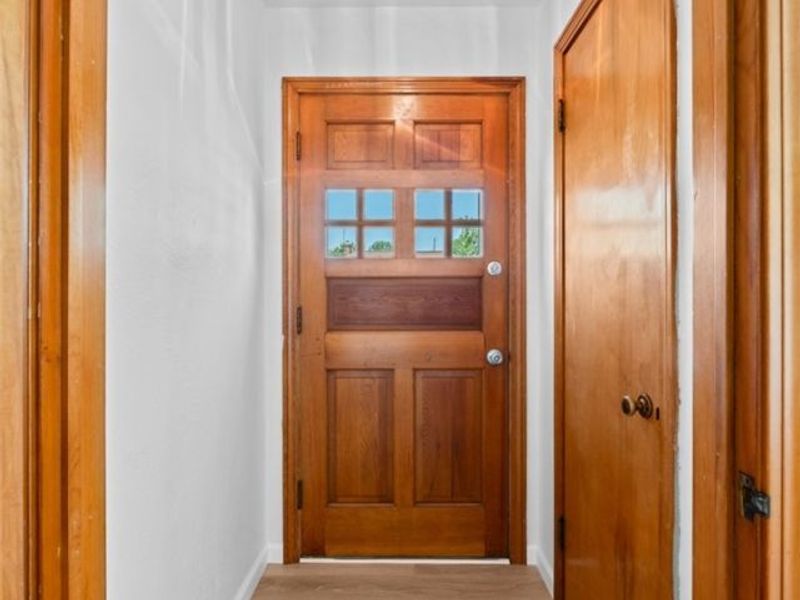 8315 Manorford Drive, Parma, OH 44129 Photo 4