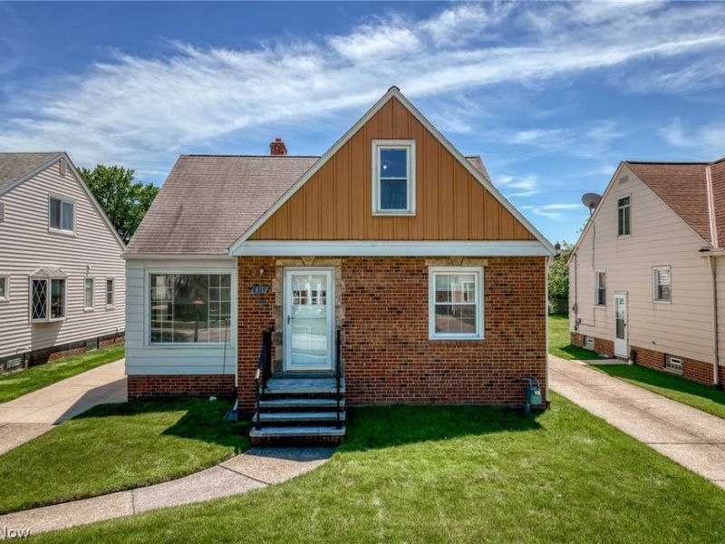8315 Manorford Drive, Parma, OH 44129 Photo 40