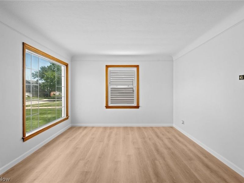 8315 Manorford Drive, Parma, OH 44129 Photo 6
