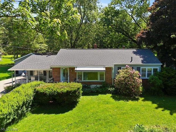 7836 State Route 44 , Ravenna, OH 44266