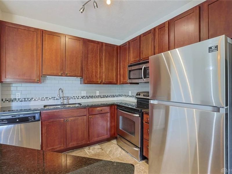 3770 Hayes Court, Unit G, Beavercreek, OH 45431 Photo 4