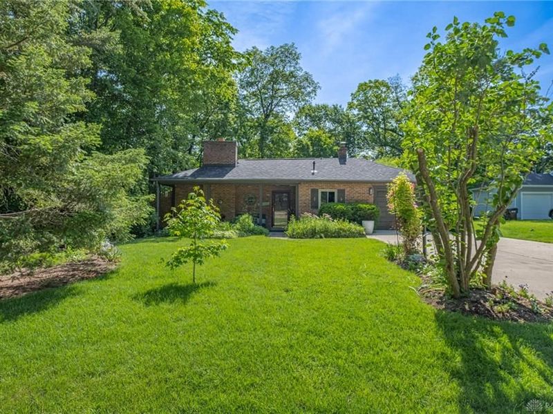 1826 Shady Lane, Beavercreek, OH 45432 Photo 2