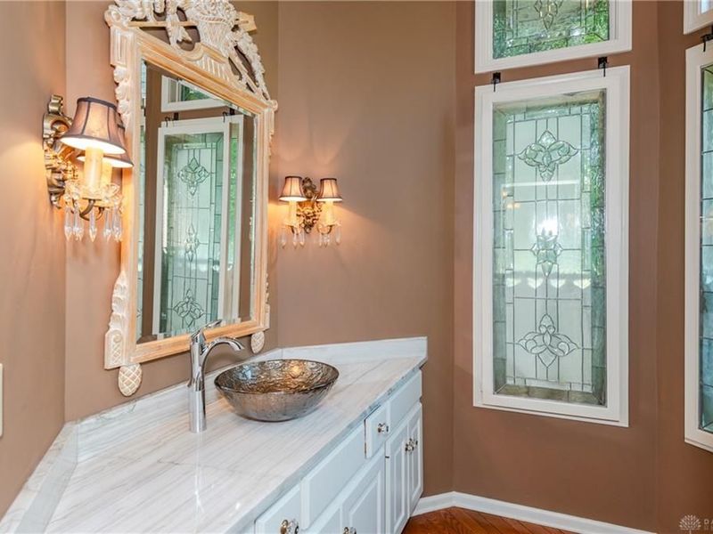 1910 Rustling Oak Court, Washington Township, OH 45459 Photo 10
