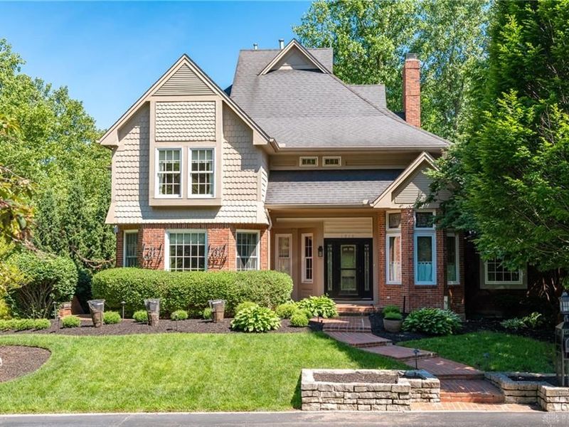 1910 Rustling Oak Court, Washington Township, OH 45459 Photo 2