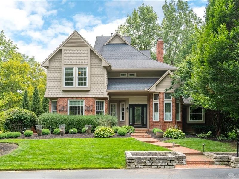 1910 Rustling Oak Court, Washington Township, OH 45459 Photo 2