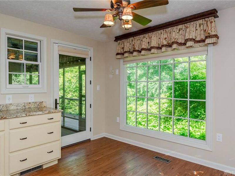 1910 Rustling Oak Court, Washington Township, OH 45459 Photo 21