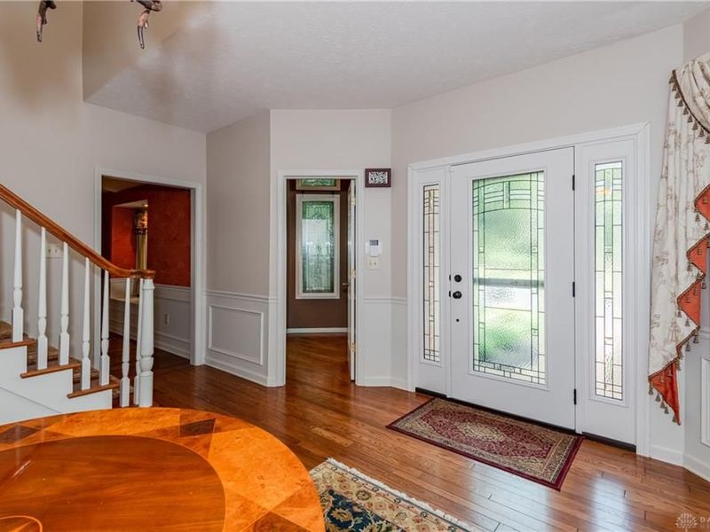 1910 Rustling Oak Court, Washington Township, OH 45459 Photo 5