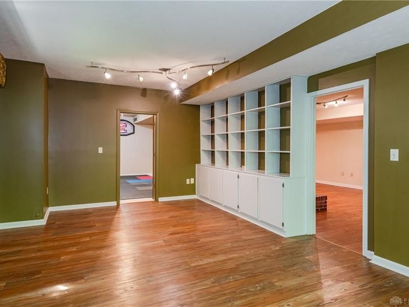 1910 Rustling Oak Court, Washington Township, OH 45459 Photo 51